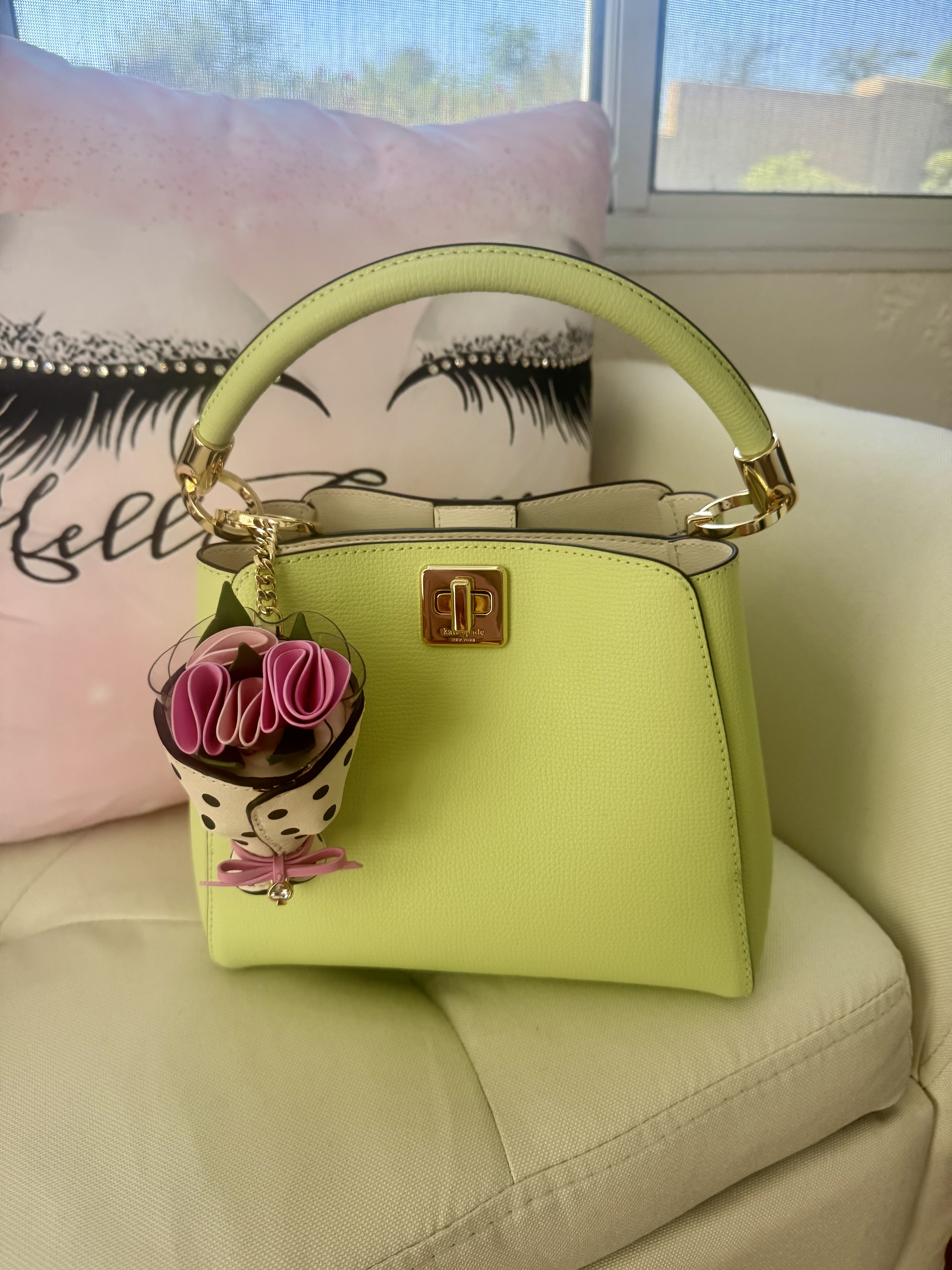バッグ・カバンその他 Kate Spade Flora Flower Keychain   KK974 Flora Flower Bouquet Bag Charm | Kate Spade Outlet