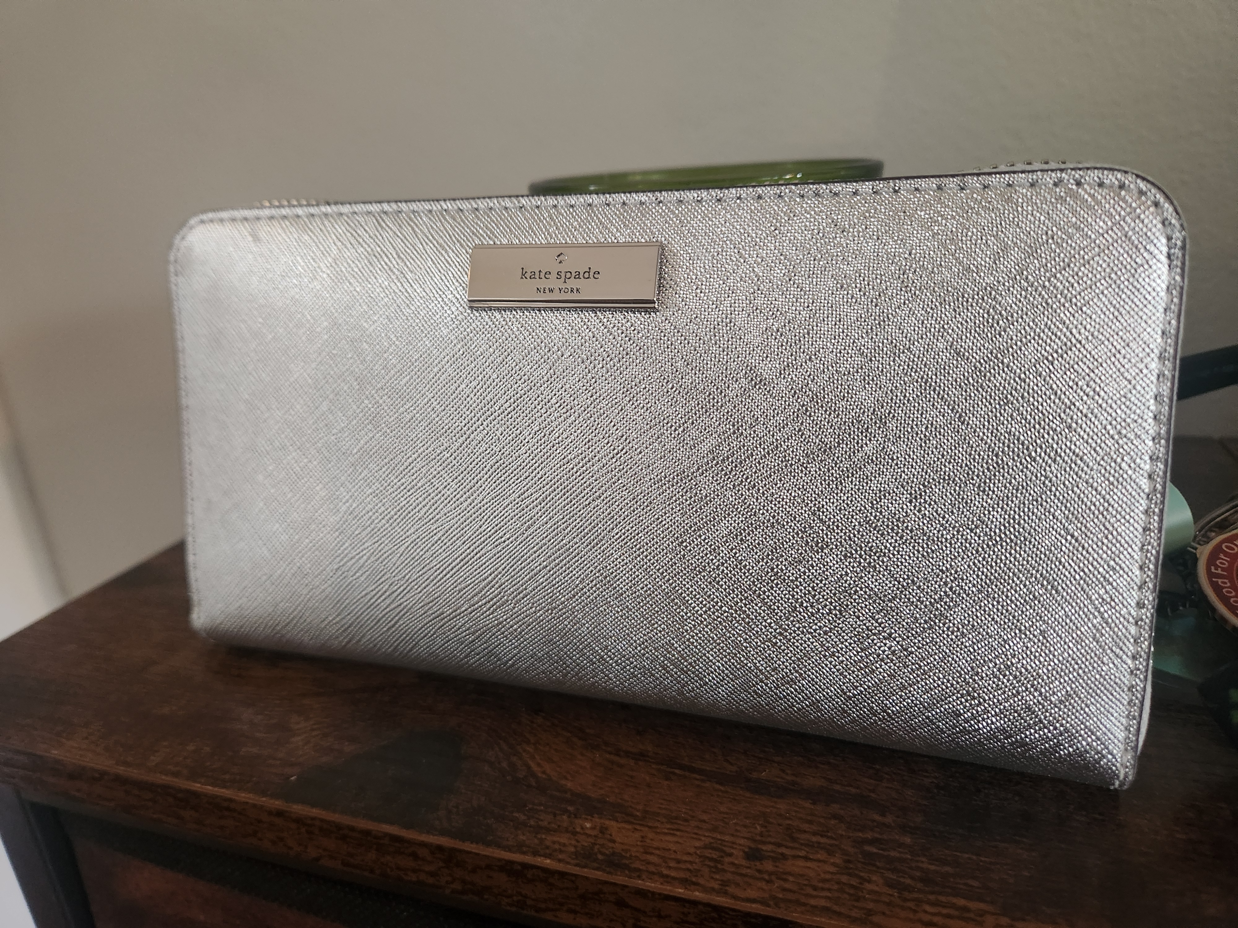 Kenzie Boxed Metallic Large Continental Wallet | Kate Spade Outlet