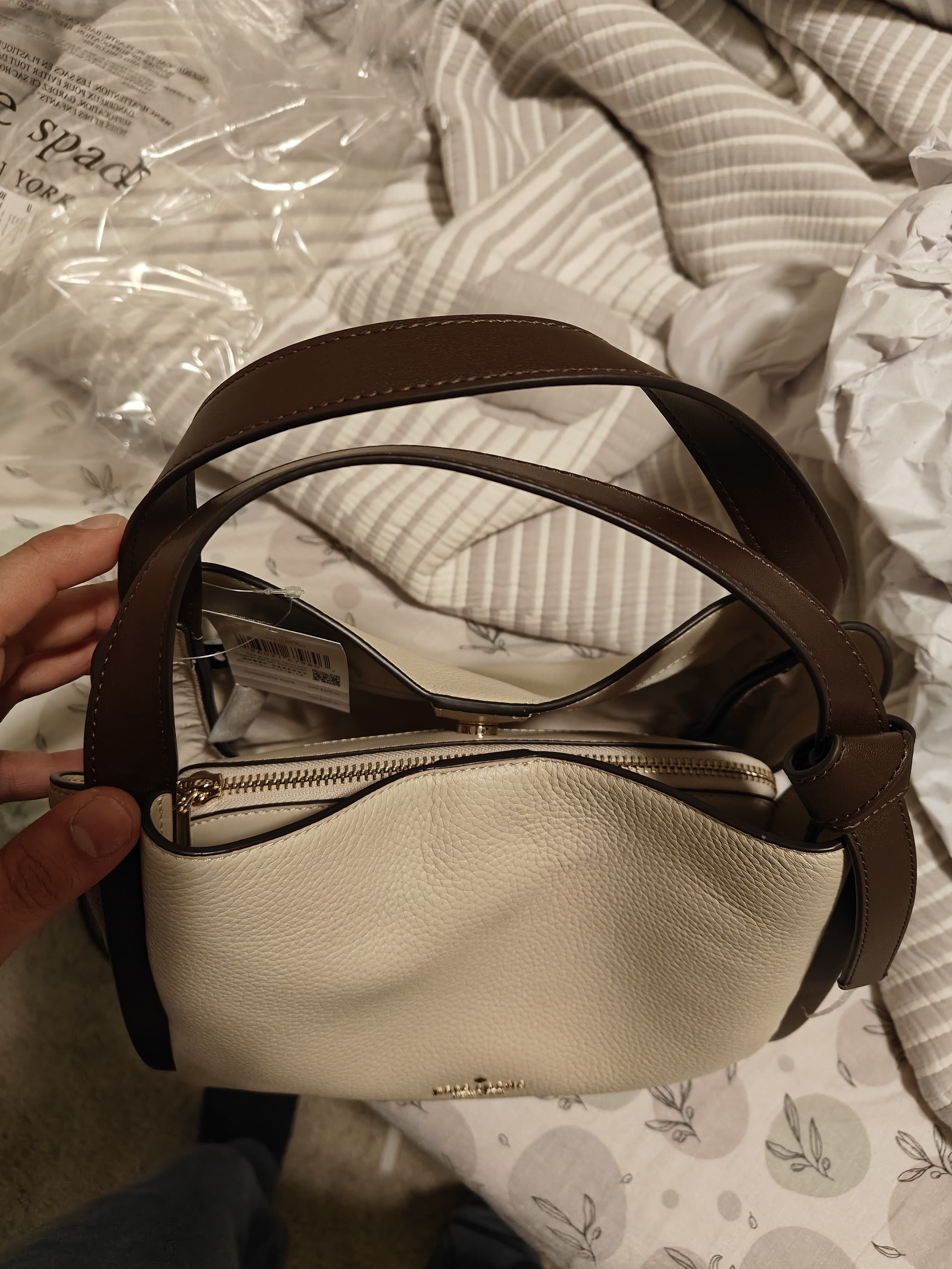 カーボーイ・ケイト Knott Colorblock Convertible Carryall | Kate Spade Outlet