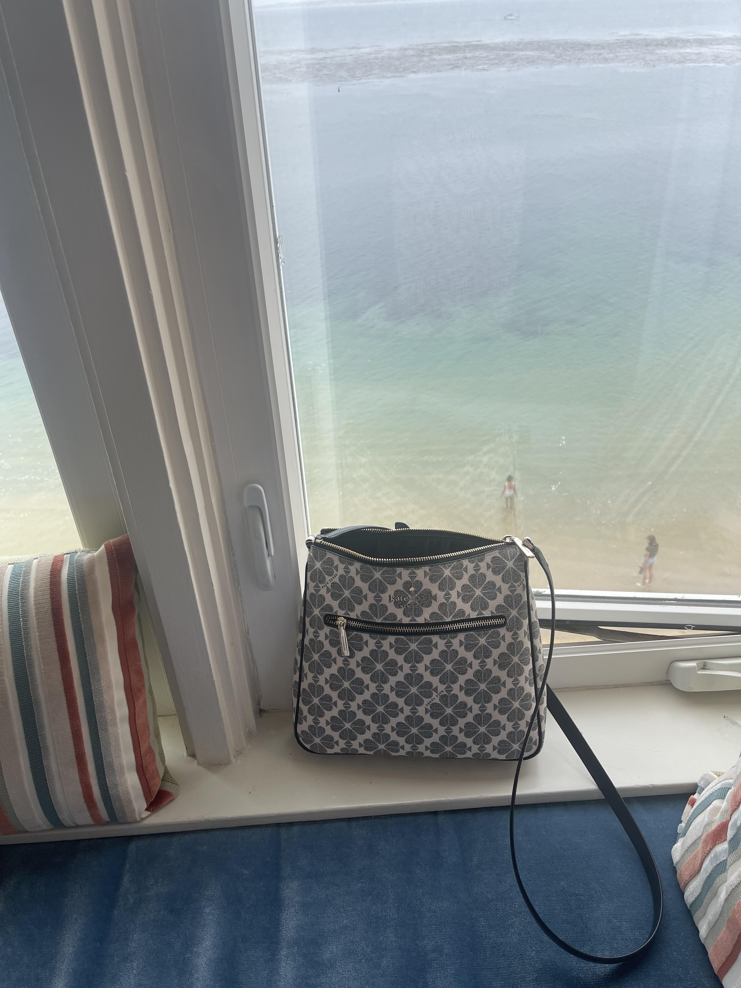 トートバッグ Fallett Resort Big Cross Bag Ivory FA2201EC01IV 1_56fdd0f8-0b9e-4fd2-8563-
