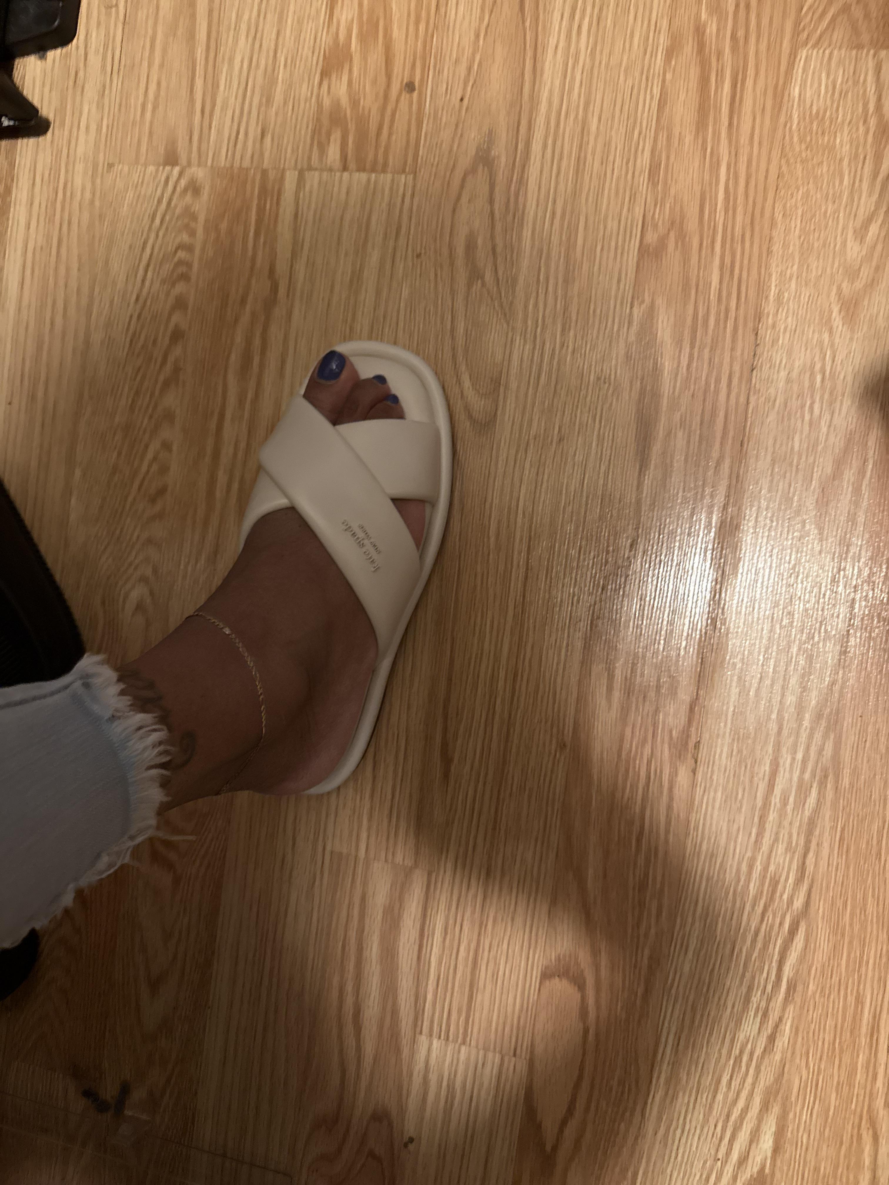 【Kate Spade】Rio Slide Sandals スライドサンダル◆国内発送◆ Rio Slide Sandals | Kate Spade New York