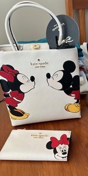 Disney X Kate Spade New York Minnie Small Slim Bifold Wallet