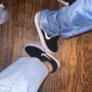 Enviat per NICOLEEOCHOLO