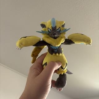 Pokémon Center Original Zeraora Plush - 677 Fit Collection Stuffed Animal