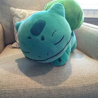 Vestito Kigurumi ispirato a Bulbasaur in pile fatto a mano