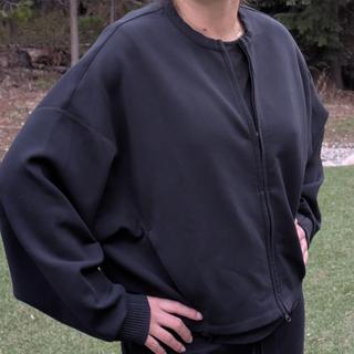 Submitted by Oversized Zip Sweatshirt