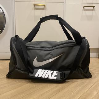 Submitted by Lightweight Trackpant